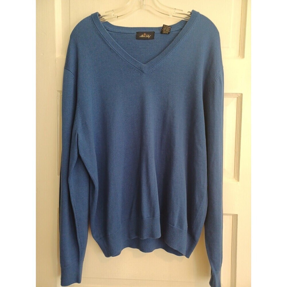 Blue silkblend Vneck sweater mens M pullover classic golf office minimalist